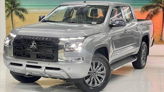 MITSUBISHI TRITON 2.4 BITURBO DIESEL CD HPE-S 4X4 AUTOMÁTICO